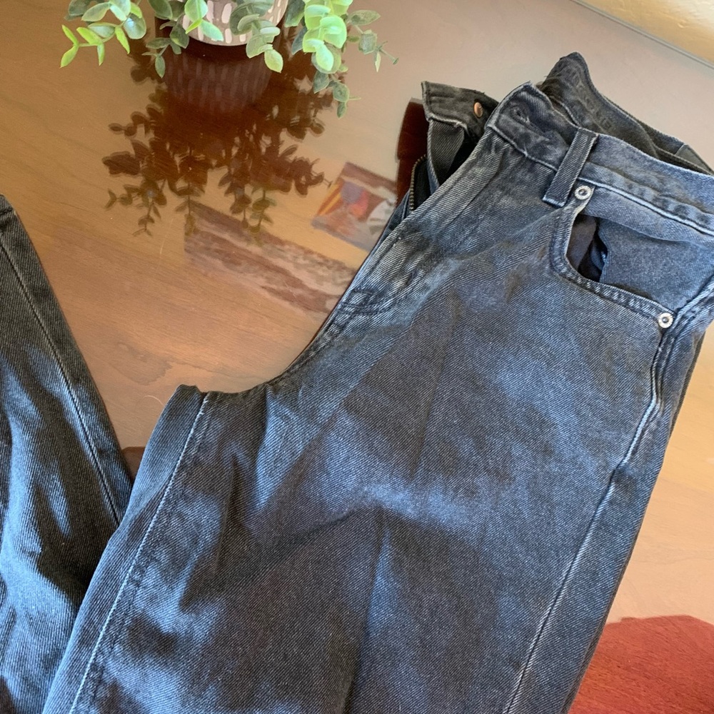 black mom jeans 🖤